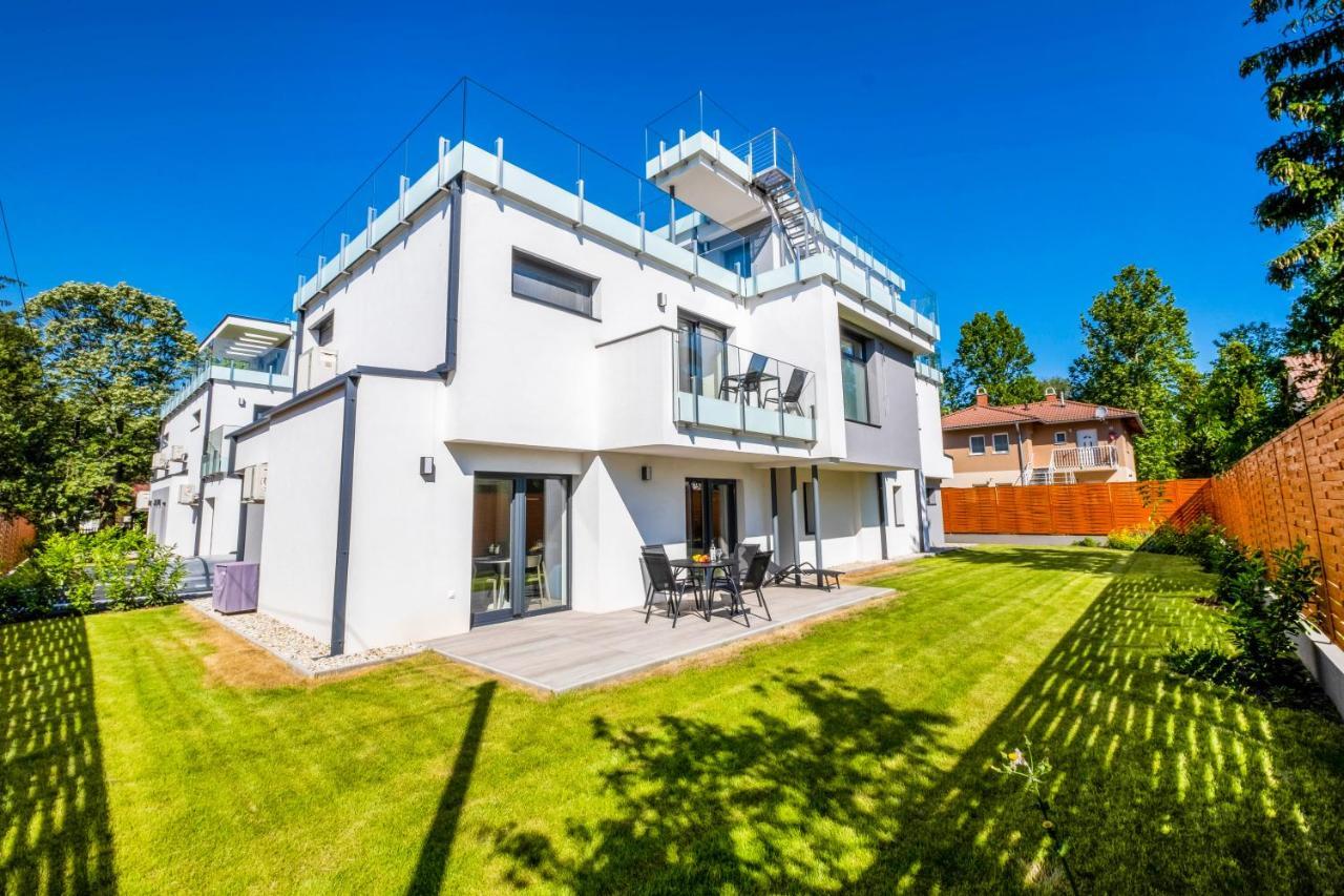 Mf Villa Nuvola Siófok Eksteriør billede